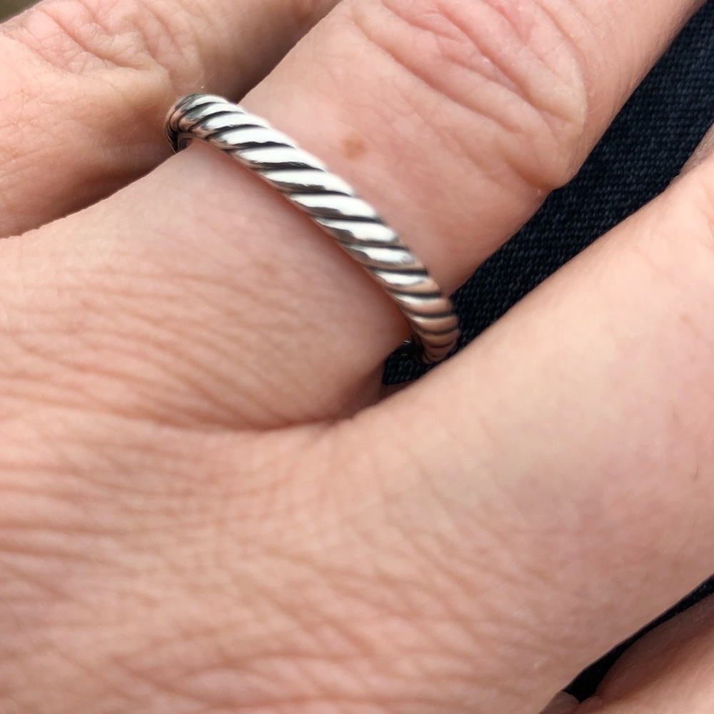 DAVID YURMAN SIZE 8 BAND LIKE BRAND NEW AUTHENTIC